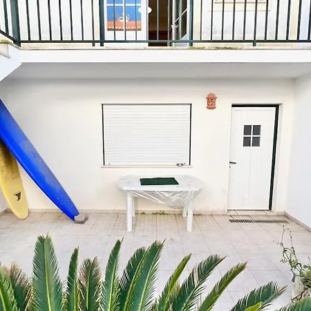 New! - The Surfer Pilot - Baleal 8pax فيلة فيريل